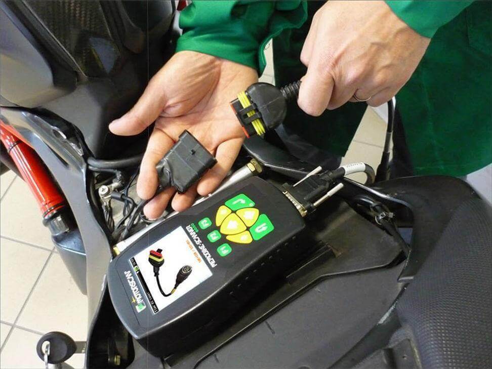 Motorcycle & ATV Diagnostic Scan Tool in Shock Absorbing Case and Software (ByteRD 6050R17) - ANSED Diagnostic Solutions LLC
