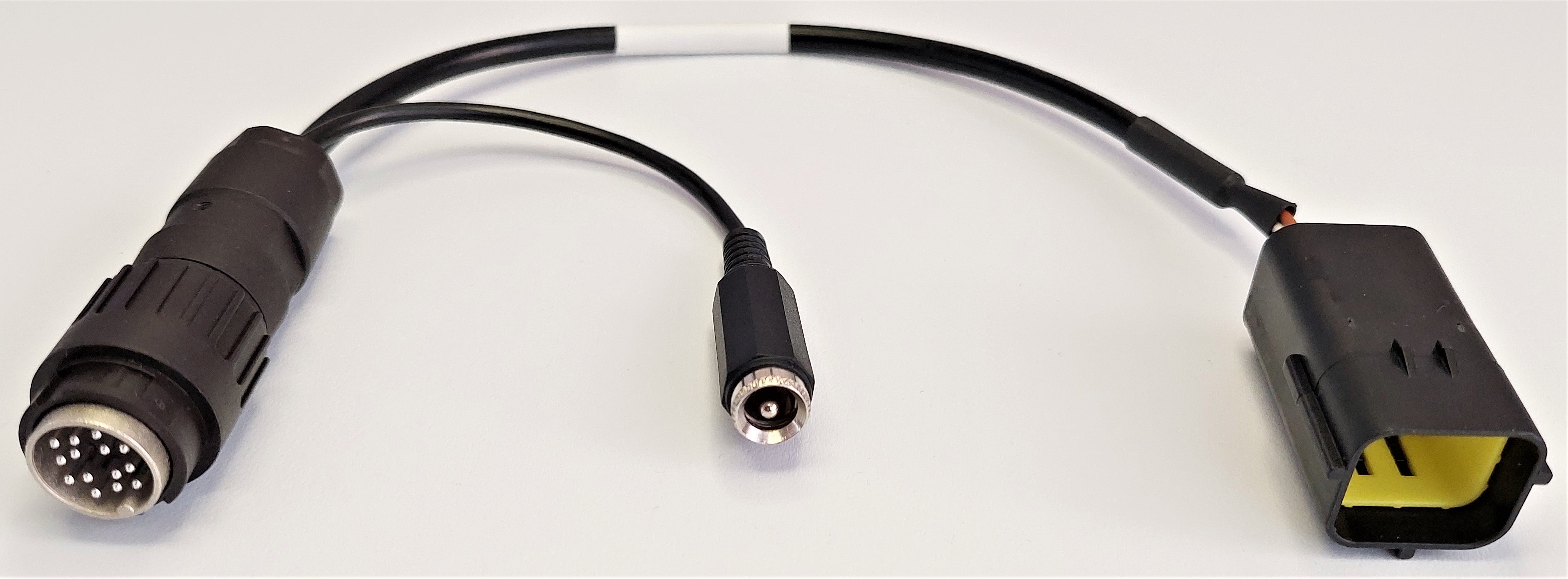 The MS594 – SWM 6-Pin Connection Cable, supports SWM models (Limited Models -  Check Vehicle List) and is compatible with the MS6050 universal diagnostic scan tool.